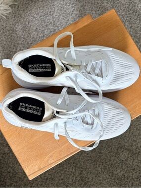 Sketchers GoRun Elevate